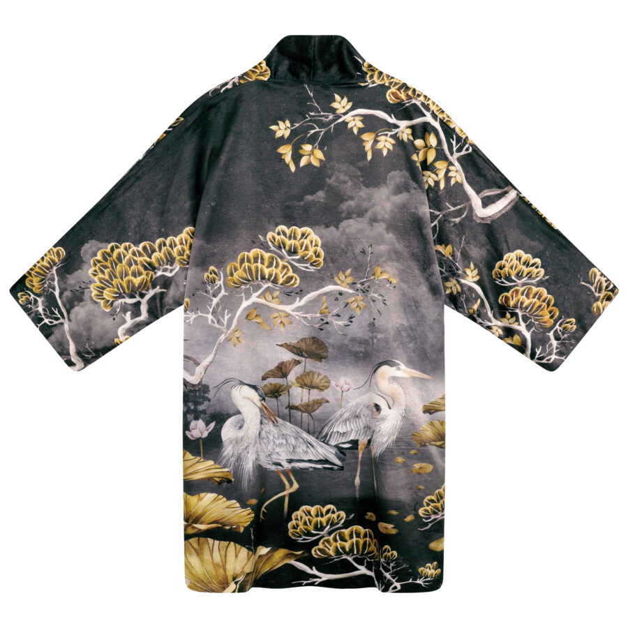 Black and gold kimono in glamorous oriental print