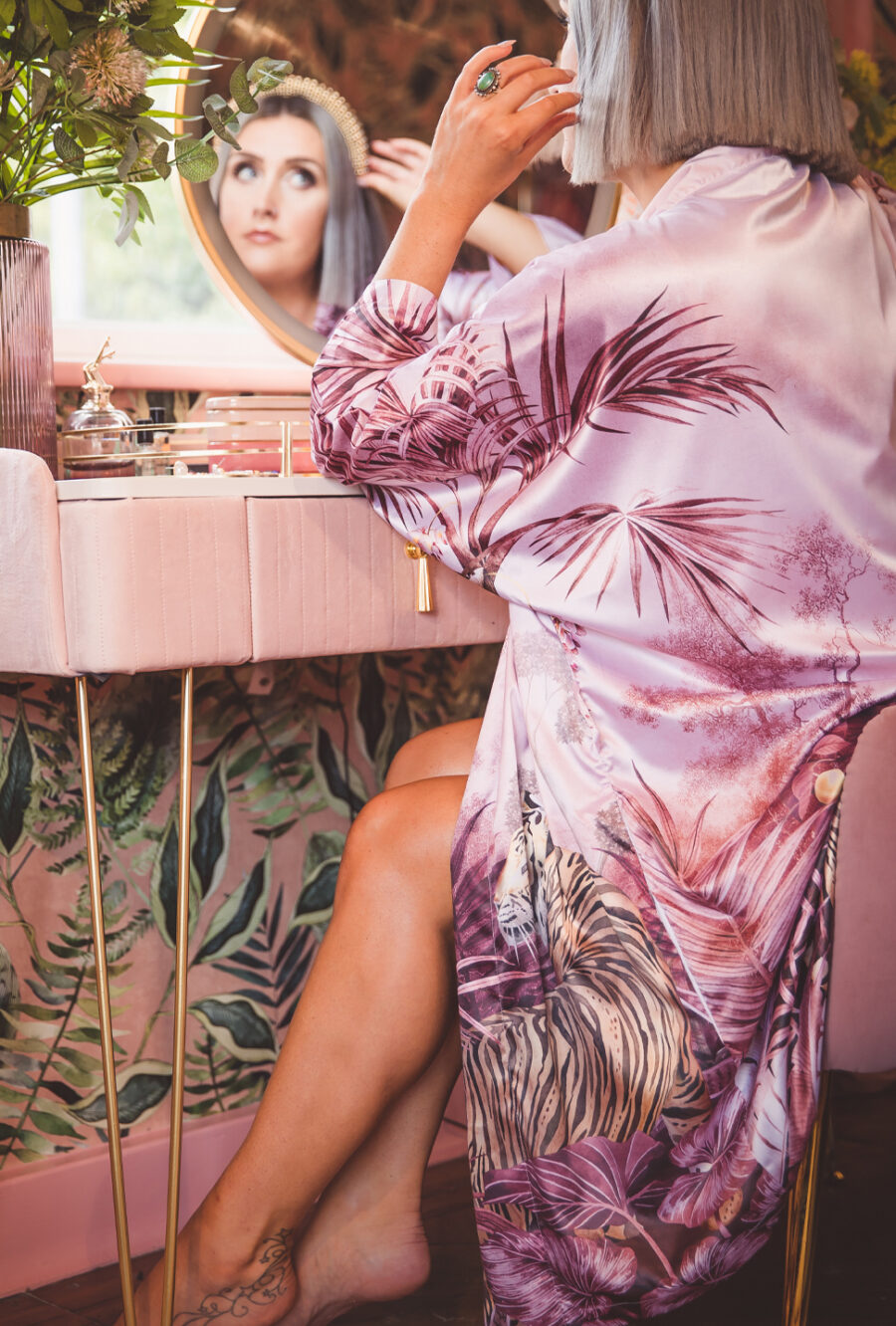 Pink jungle and tiger print kimono in vegan silk