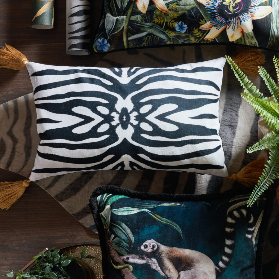 zebra cushion layflat