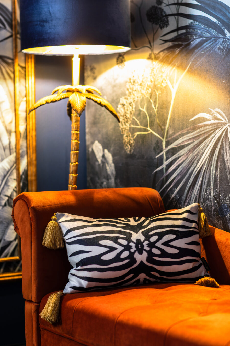 Zebra Tassel Velvet Cushion Cover - Image 5