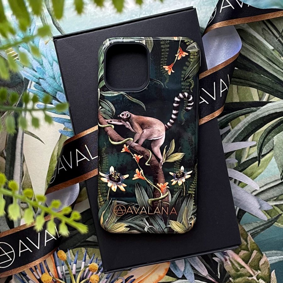 Lemur phonecase design lifestyle picture showing giftware